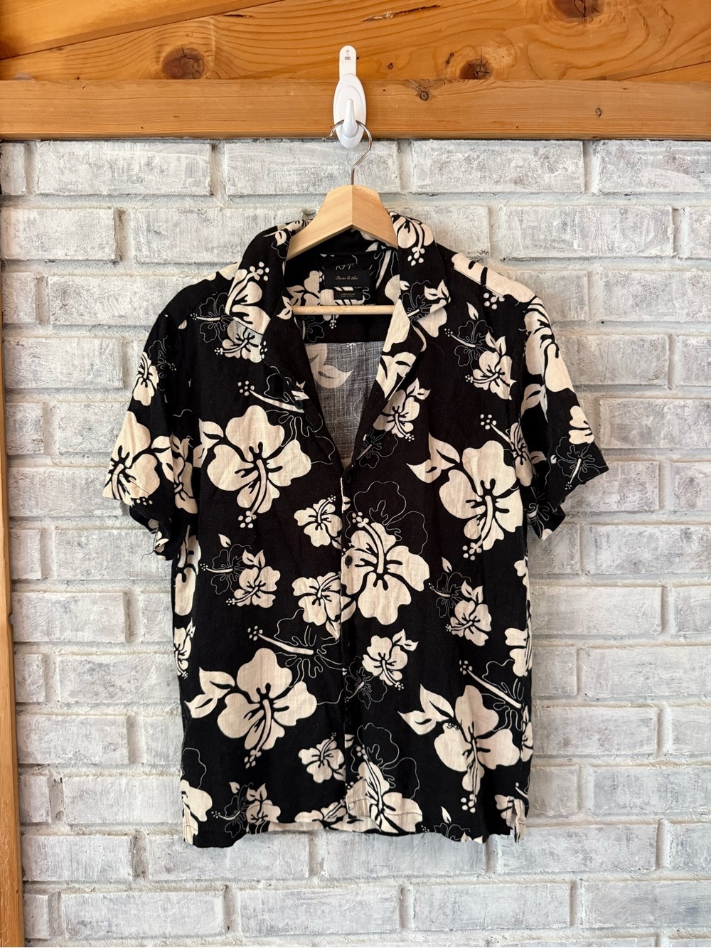 Porter & Ash Black & Cream linen button up polo